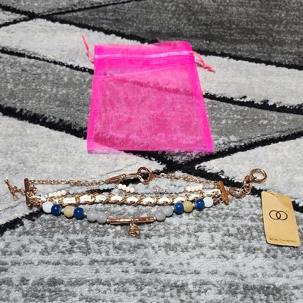 NEW MULTI-STRAND SINGLE BEAD METAL KEY-SHAPED CHARM LAYERED T-BAR CLASP BRACELET